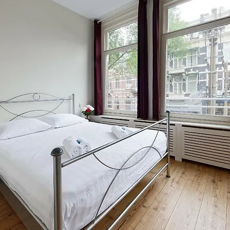 Quartier Sud Bed & Breakfast Amsterdam